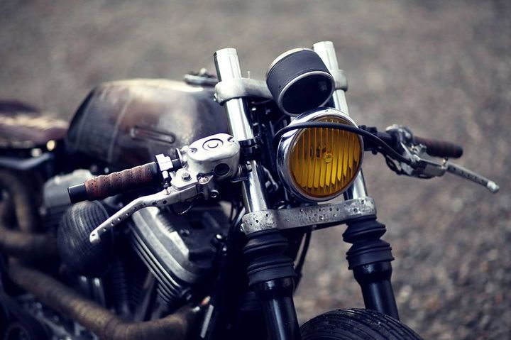 Harley-Davidson Sportster XL883 Cafe Racer Zadig MC
